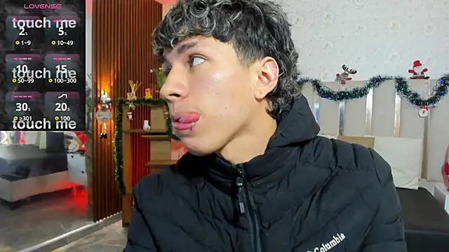 kaelwolf tay online show from 01-09-26, 07:21