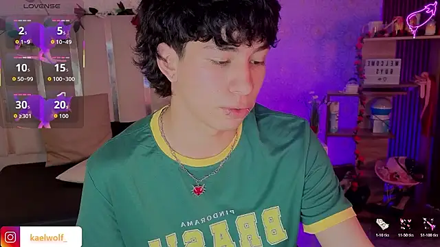 kaelwolf tay online show from 03-05-26, 07:43