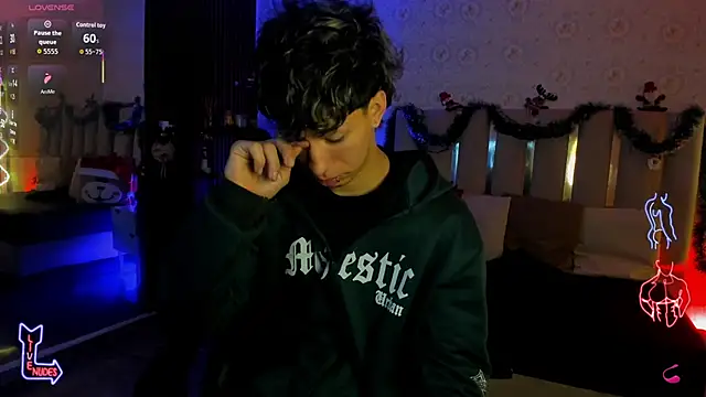 Snapshot of kaelwolf_tay chatting on 01-18-26, 11:35 kaelwolf tay online show from 01-18-26, 11:35