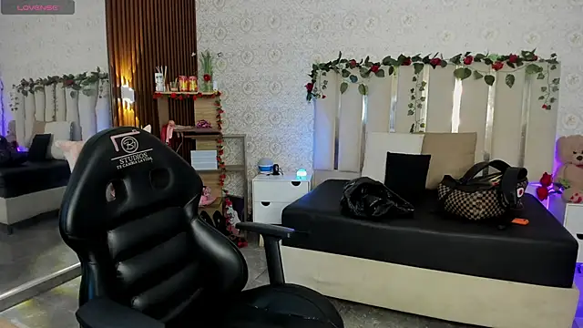 kaelwolf tay online show from 02-18-26, 07:10