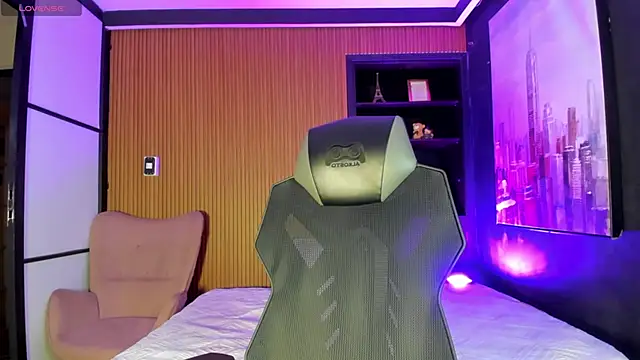 DeboraCopper online show from 02-26-26, 09:42