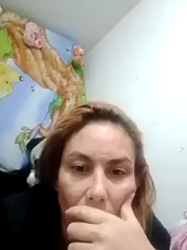 Alice-pink online show from 11-29-25, 11:38