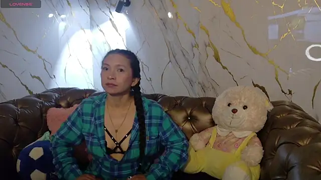 Cloe16  online show from 12-14-25, 02:40