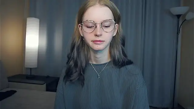 ToyaPletz online show from 11-29-25, 05:24