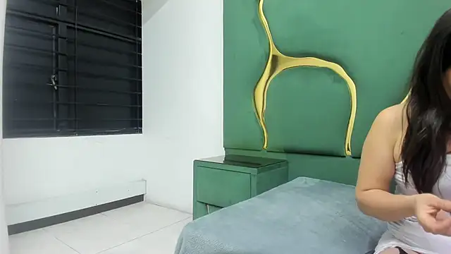 RoxanneBloom online show from 03-10-26, 03:43