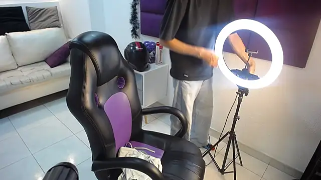 LoganFoster  online show from 12-22-25, 08:20