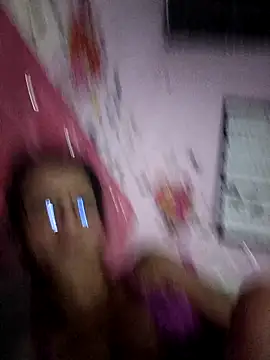 DaslyTsRoze online show from 12-22-25, 07:52