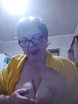 MillanaOcean online show from 12-01-25, 10:21