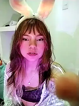 JennBenett  online show from 12-01-25, 12:11