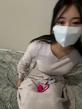 Snapshot of Minagi_Shizuku chatting on 12-21-25, 11:34 Minagi Shizuku online show from 12-21-25, 11:34