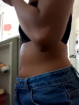 EweXZZ online show from 02-17-26, 05:43