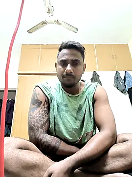 Snapshot of aryaaap chatting on 11-30-25, 07:58 aryaaap online show from 11-30-25, 07:58