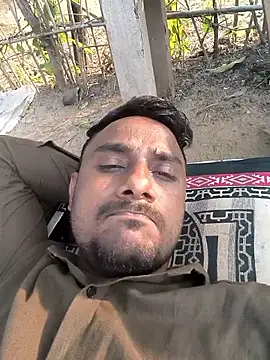 Snapshot of aryaaap chatting on 12-01-25, 10:27 aryaaap online show from 12-01-25, 10:27