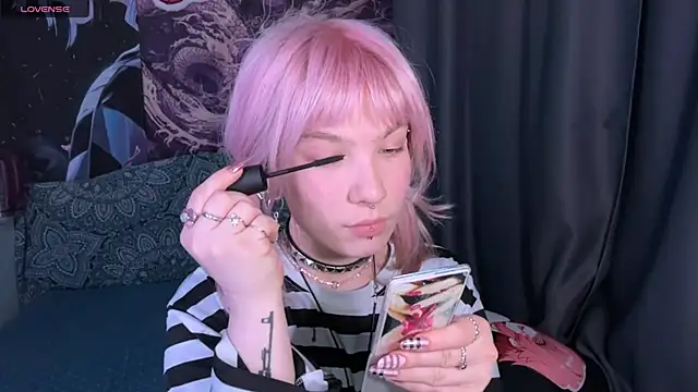 LolaDollyMur online show from 12-18-25, 07:07