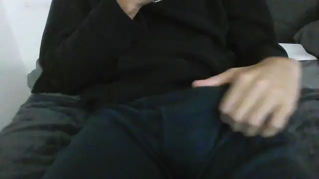 latinman7944 online show from 02-10-26, 06:23