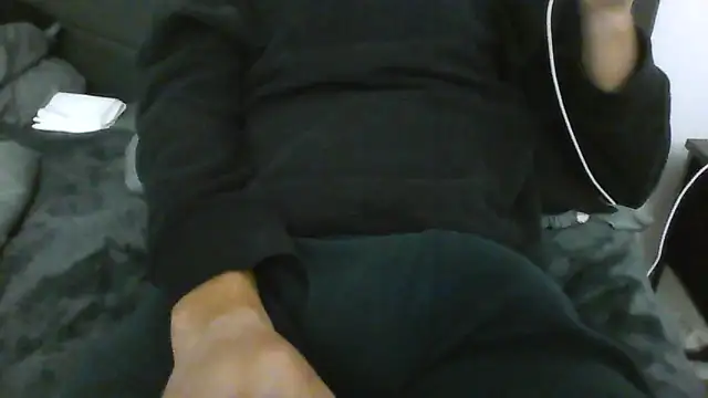 latinman7944 online show from 04-13-26, 06:28