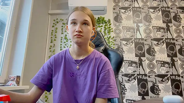 helgicuteness online show from 01-10-26, 11:05