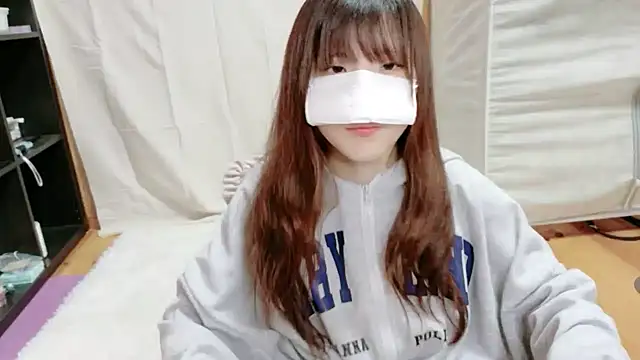  NATSUMI online show from 01-11-26, 05:58