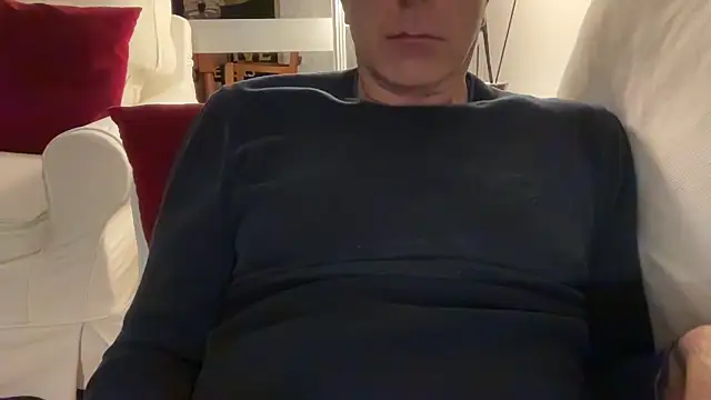 Snapshot of SimonZydar chatting on 11-23-25, 09:25 SimonZydar online show from 11-23-25, 09:25