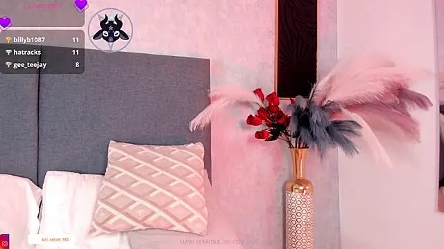 Kiri Velvet online show from 07-07-26, 07:34