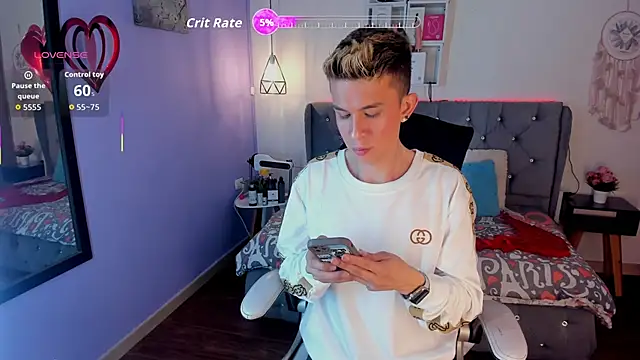 Juaan Diick online show from 02-18-26, 05:42