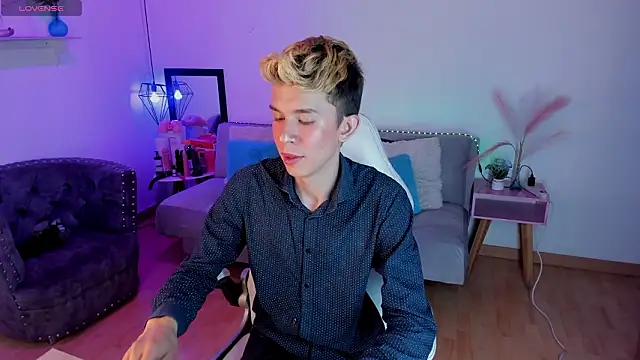 Juaan Diick online show from 02-10-26, 05:12