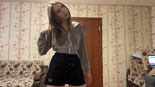 Snapshot of Katebarbie chatting on 12-21-25, 09:22 Katebarbie online show from 12-21-25, 09:22