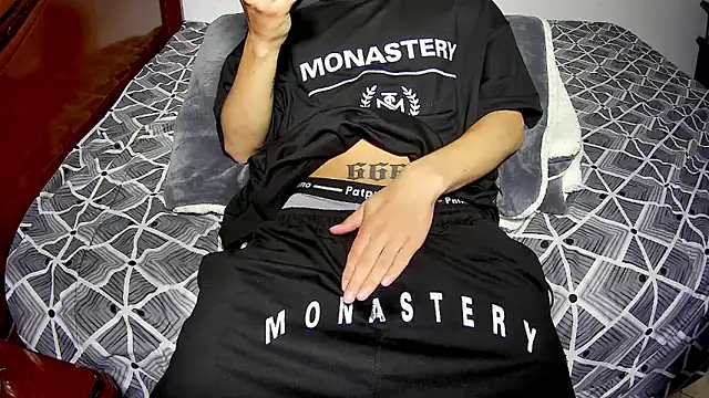 HouseOfHeat online show from 02-06-26, 04:14