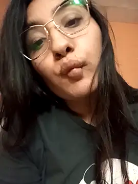 Bizcochitoc4 online show from 03-23-26, 02:00