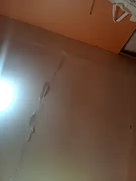 Bizcochitoc4 online show from 02-18-26, 01:14