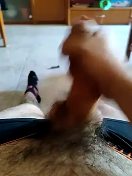 MomentoCaliente00 online show from 11-24-25, 11:32