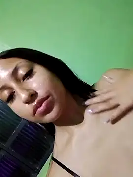 Snapshot of dallylah chatting on 12-01-25, 02:45 dallylah online show from 12-01-25, 02:45