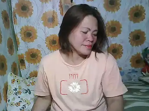 Smilinglovely online show from 03-17-26, 06:38