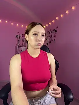 Snapshot of Davne_ chatting on 05-28-26, 11:32 Davne online show from 05-28-26, 11:32