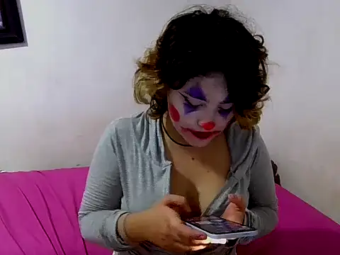 alisson indraa online show from 11-30-25, 02:45