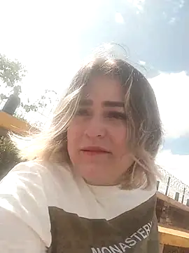 sexy aurora ourdoors online show from 11-26-25, 02:50