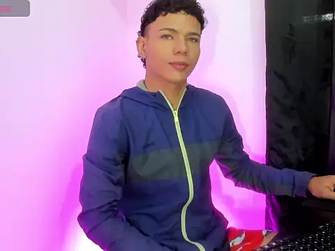 secret justin7 online show from 11-29-25, 12:16