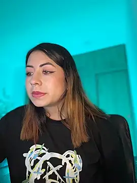 MaddieHunter online show from 04-07-26, 03:47