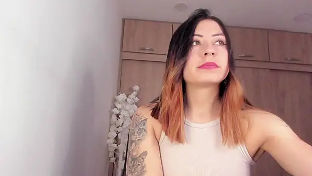 MaddieHunter online show from 04-20-26, 07:26