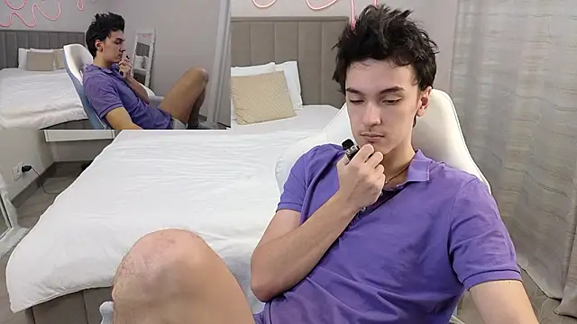 MoonlinSkinn online show from 02-06-26, 01:01