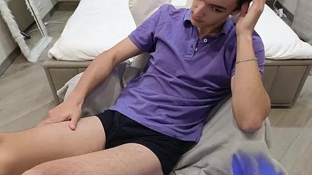 MoonlinSkinn online show from 12-05-25, 01:05