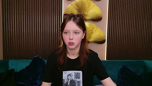 Snapshot of Samantha_Martines chatting on 02-13-26, 08:31 Samantha Martines online show from 02-13-26, 08:31