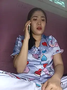 Snapshot of Lin-kute98 chatting on 01-08-26, 03:34 Lin-kute98 online show from 01-08-26, 03:34