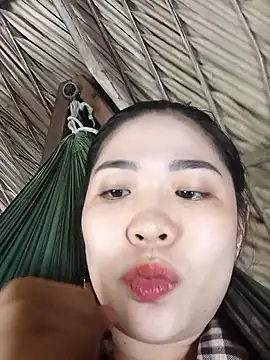 Snapshot of Lin-kute98 chatting on 01-10-26, 05:03 Lin-kute98 online show from 01-10-26, 05:03