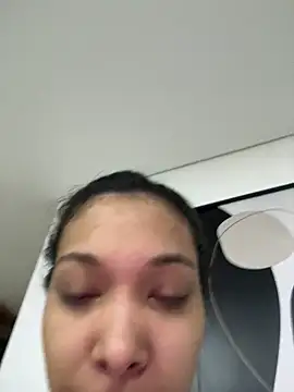 KarolRojas 22 online show from 06-10-26, 07:09
