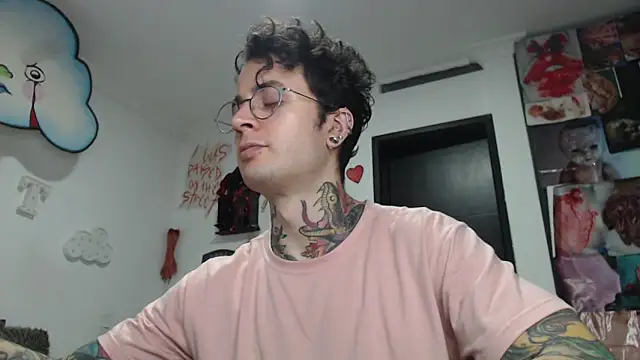 CryBoy13 online show from 11-29-25, 02:12