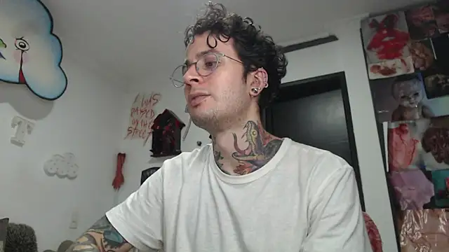 CryBoy13 online show from 12-05-25, 04:22