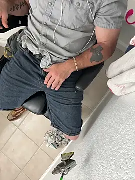 2addictivelyhorny online show from 04-09-26, 12:56