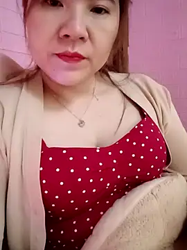 Snapshot of Lily-ross22 chatting on 03-10-26, 04:55 Lily-ross22 online show from 03-10-26, 04:55