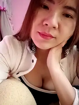 Lily-ross22 online show from 01-05-26, 05:27